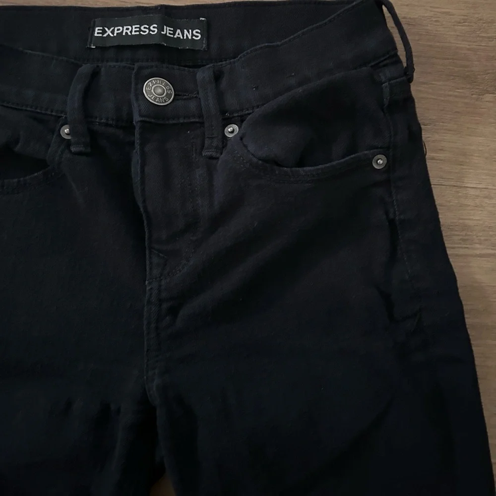 Express Woman’s Skinny Jeans - Picture 5 of 10